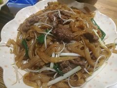 干炒牛河-南记食粥坊·宵夜大排档(岭南分店)