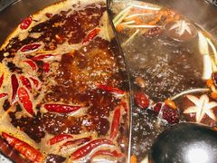 鸳鸯老火锅-山城辣妹子(定福庄店)