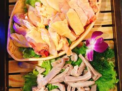 尚尚仙清远鸡-尚尚仙·酸汤猪手·猪肚鸡火锅(华联万柳购物中心店)