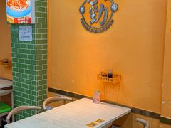 -何煲强·煲仔饭·啫啫煲顺德老字号(上下九店)
