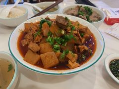 -犇逸·乐山跷脚牛肉·四川现炒(览海店)