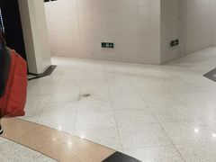 -新世界新丸中心-地下停车场