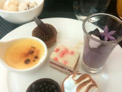 -圣丰索菲特·2 On 988 Café 自助餐厅