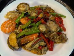 -巧克力渔家.小船海鲜胶东菜(万平口店)