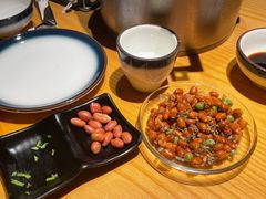 油炸花生米-蚝翅·海鲜粥·烧烤·龙虾季(海曙天一店)