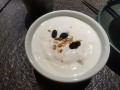 米釀鲜果酸奶-丝路金桃·新疆菜(徐汇店)