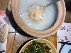 -黄泥岗·地道湖北菜(奥特莱斯店)