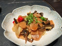 -虹潮荟·餐桌上的美食地理(太阳宫店)