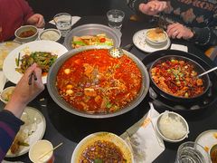 -麻六记(凤凰汇店)