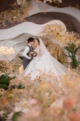 -MECCI婚礼摄影跟拍(红东方广场店)