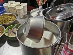 -清真老马家国华牛奶鸡蛋醪糟(正宁路店)