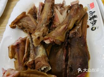 味道十分好吃，特别是卤鹅，在潮汕地区