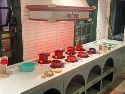 -奈尔宝家庭中心·亲子餐厅(华采天地店)