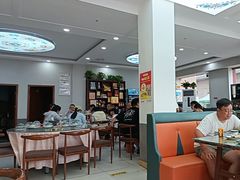 -壹阁胡羊焖饼(特色小吃街店)