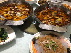 -鑫巴蜀小镇 · 水煮鱼专研店(玉桥店)