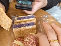 -五味酥·现烤国民糕点集合店(甘井子万达广场店)