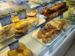 -白玉兰食品甜凤店(合生汇店)