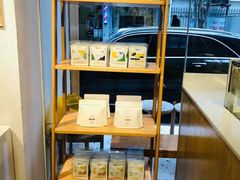 面包甜点陈列柜-Cafe on warm(丹霞店)