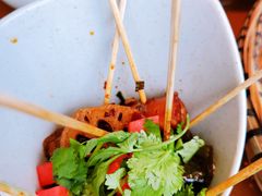 -包整·丝娃娃(一览甲秀楼风景店)