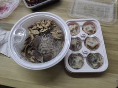 MAX鸭血粉丝汤-百年尹氏汤包(湖南路狮子桥店)