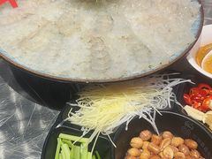 -官塘鱻鱻鱼生·潮汕生腌·砂锅粥(西马路总店)