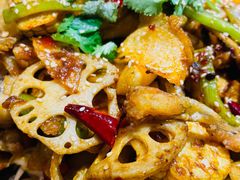 招牌悦蓉牛蛙干锅-精悦蓉(松江万达广场店)