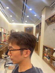 -MARTIN'S BARBER SHOP男士理发馆