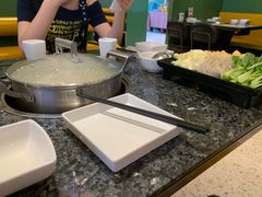 -一席地·本地鸡窝·杭帮鸡火锅(萧山银隆百货店)