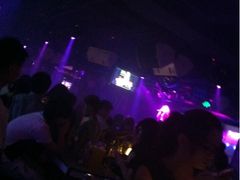 iphone_upload_pic-君度酒吧