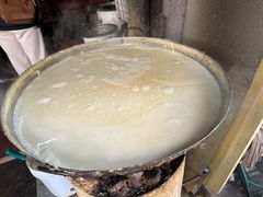 -云南大锅豆浆店