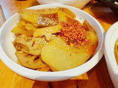 辣卤素菜-二孃鸡爪爪(东风路总店)