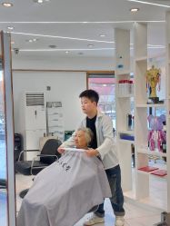 -小齐发型Star~salon