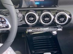 -宁波之星奔驰4S店(海曙店)