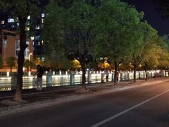 -新田360广场(上海华侨城店)