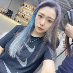 -变画·发型STUDIO