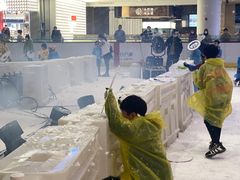 -冰纷万象滑冰场(沈阳万象城店)