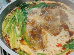 -亿诣蝎府炸酱面羊蝎子火锅(酷车小镇店)