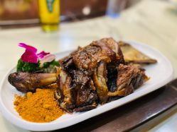 -鑫淼餐饮娱乐中心(江东街店)