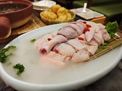 -得意咚瓜·顺德鱼生·冬瓜火锅(深圳首店)