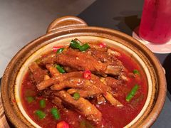 虎皮风味凤爪煲-纯阳•六两酒馆