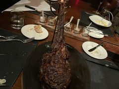 -恰餐厅及酒吧 CHAR Bar & Grill (北京丽都皇冠假日店)