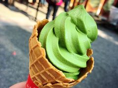 抹茶冰淇淋-豆政(金閣寺境内売店)