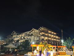-亚龙湾希尔顿自助餐厅·海鲜·烧烤·沙滩BBQ·现场乐队