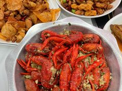 -丹水桥地锅鱼·翘嘴鲌·地方特色全鱼宴(丹江口大坝店)