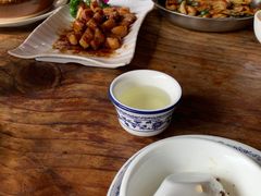 -鲤鱼塘农家山庄