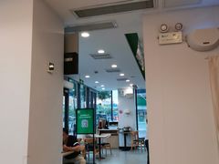 -老乡鸡(武汉中南梅苑小区地铁站店)