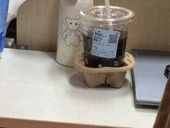 -瑞幸咖啡(华东理工大学商学院店)