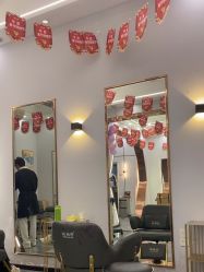 -V8潮牌·接发烫染连锁