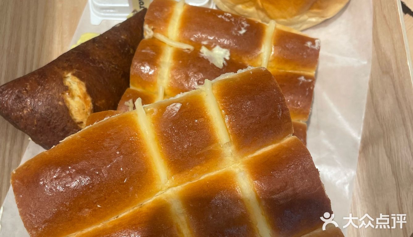 男朋友带我来的！说是北京蕞好吃的面包！