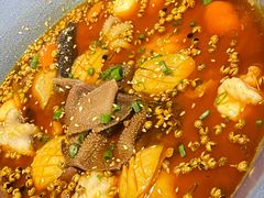 -渔语鱼新川菜Bistro(万象天地店)